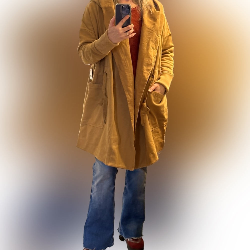 Free People “Brentwood Cardi” L Golden Nugget